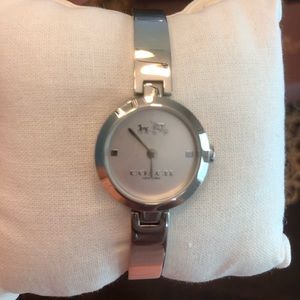 NWT Ladies Silver tone signature Coach watch